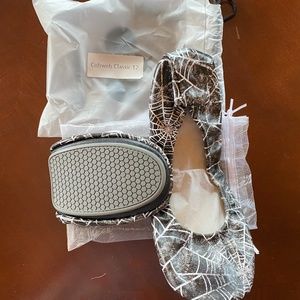 New Storehouse Flats Size 12